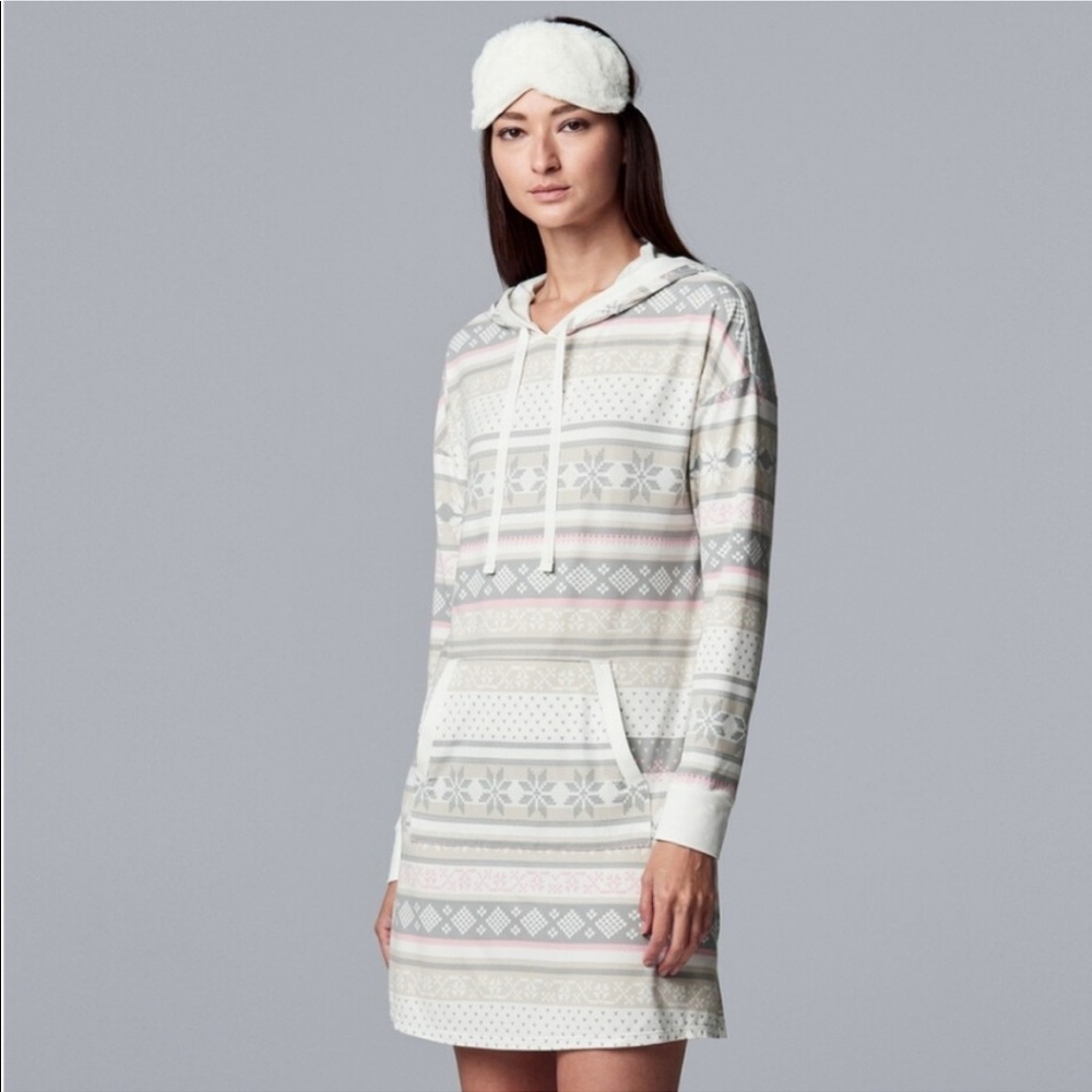 Simply Vera Vera Wang Sleep Shirt | Size: S